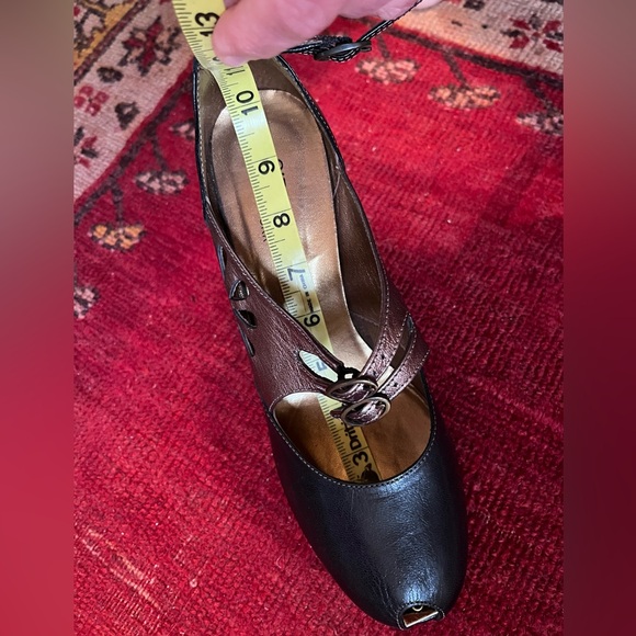 Giraudon two-tone metallic peep toe heels - Picture 6 of 6